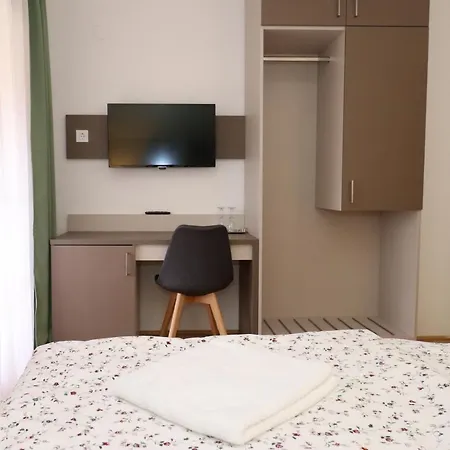 Galagonya I. Ii. 3* Balatongyörök