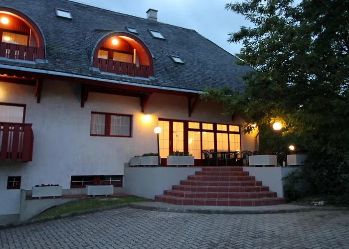 Galagonya I. Ii. 3* Balatongyörök